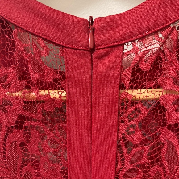 Red lace dress size S - Picture 8 of 8